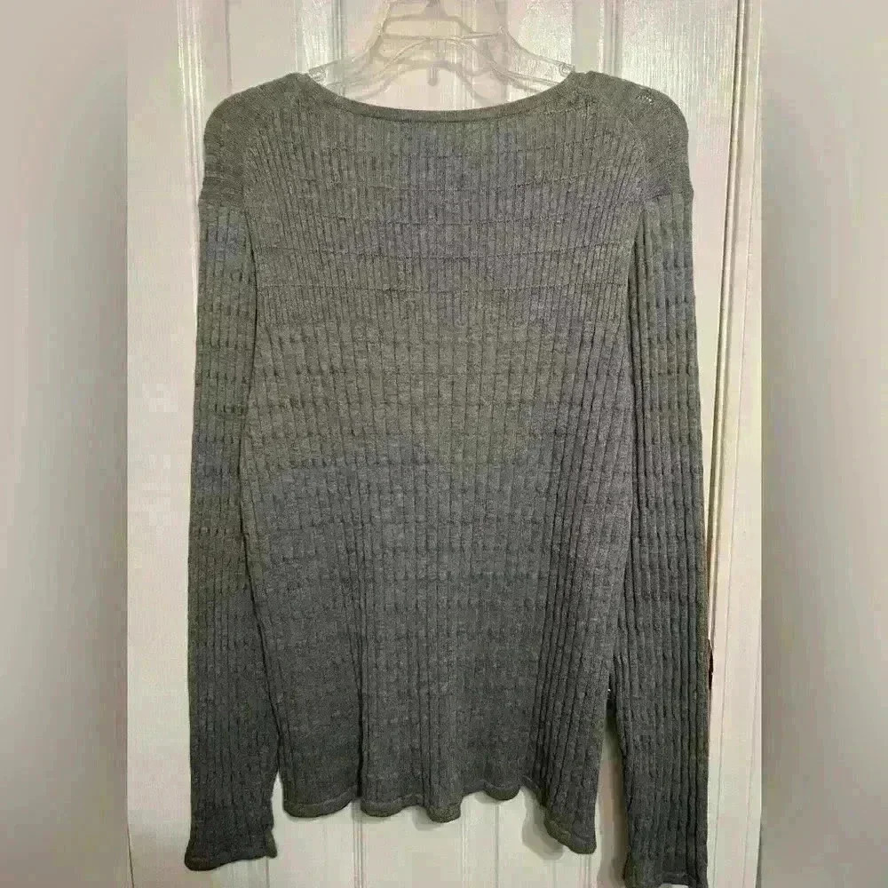Liz Claiborne NWT Women’s XL Gray long sleeve sweater - Picture 3 of 5